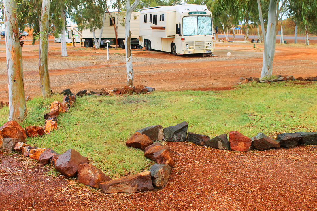 Meekatharra Accommodation Centre is also a caravan park and service station with great coffee and takeaways.